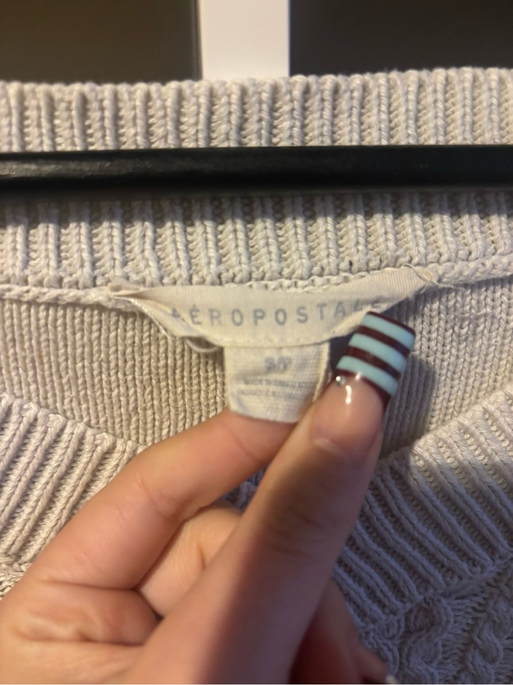 Aeropostale Cream Cable-Knit V-Neck Sweater - Picture 3 of 4